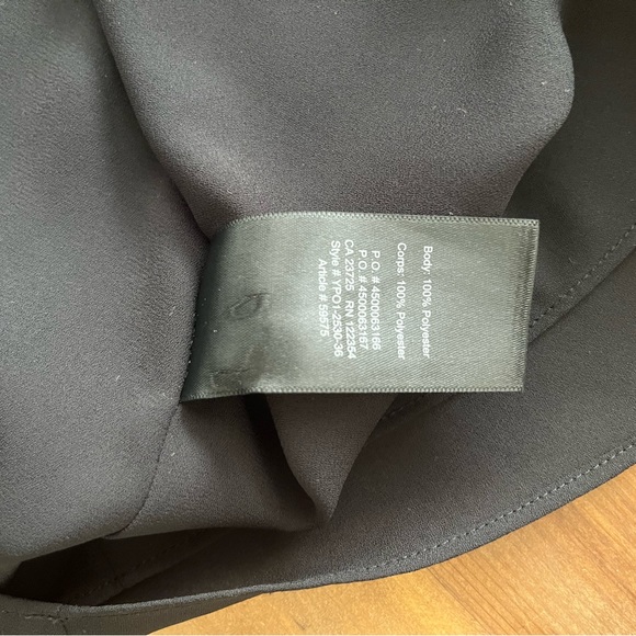 Aritzia Babaton Maddox Sleeveless Blouse - Picture 6 of 9